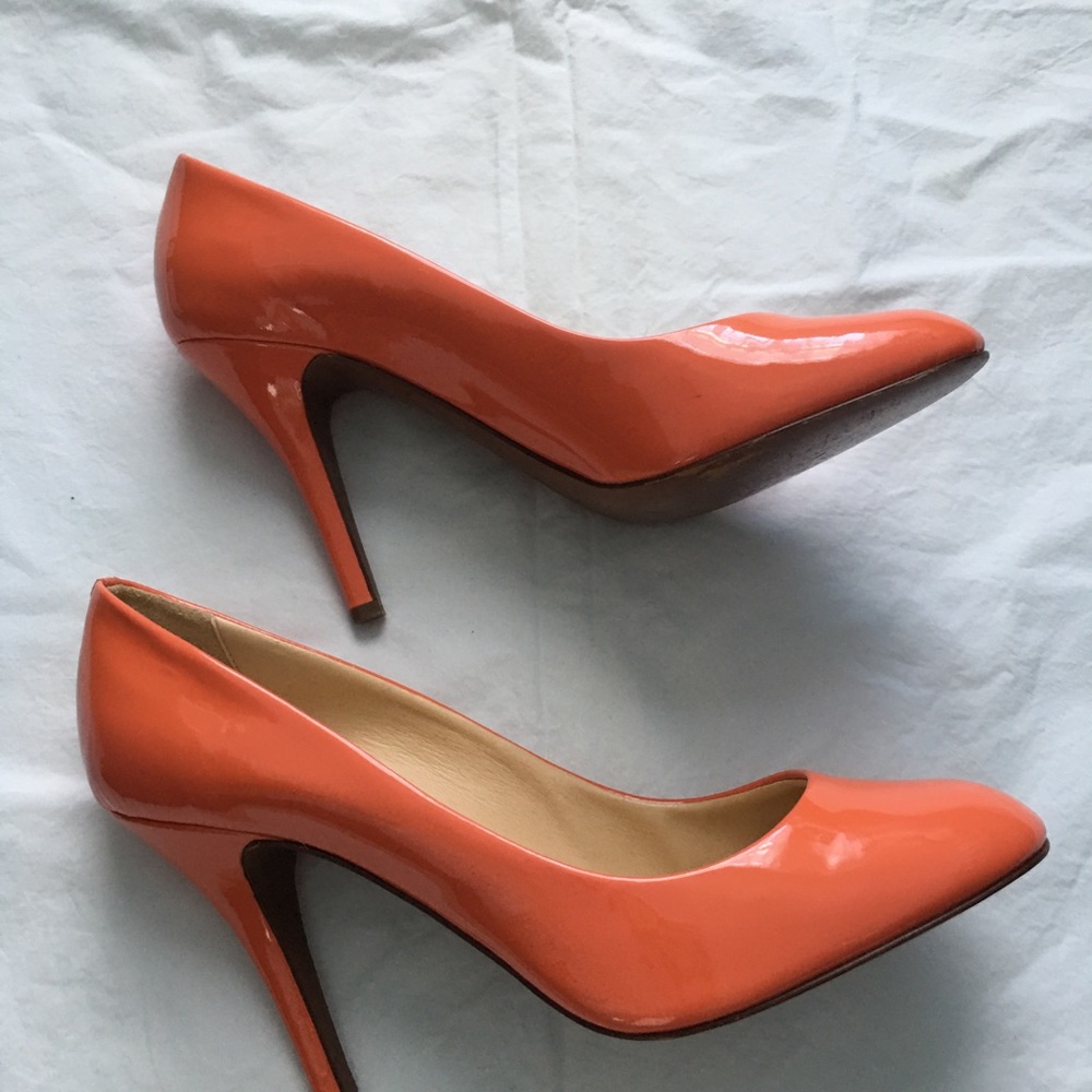 JCrew Peach Patent leather pumps
